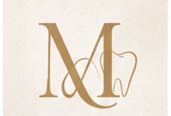 Logo Studio Dentistico Manghisi